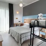 Astoria 3*