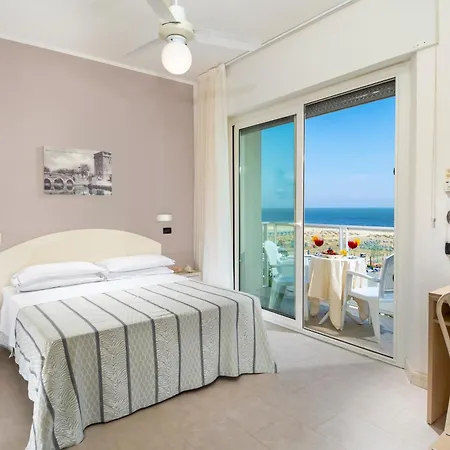 Hotel Astoria 3*
