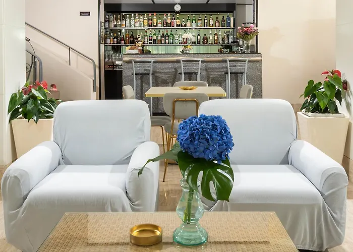 Astoria تّشيرفييا