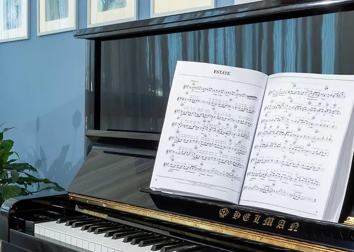 Astoria تّشيرفييا