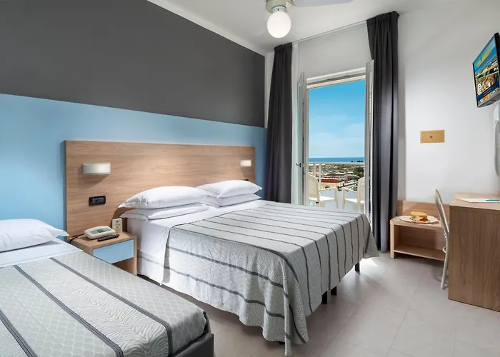 Astoria تّشيرفييا